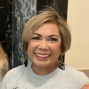 Meet your Posher, Lea